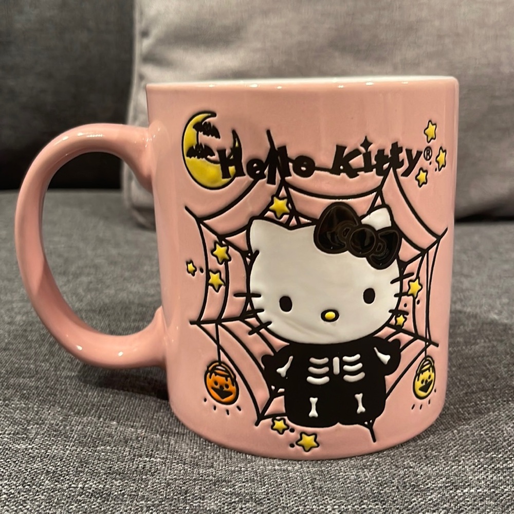 Hello kitty mug